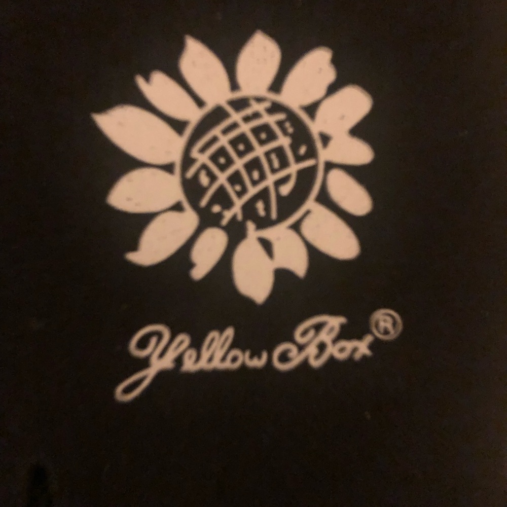 Yellow Box FlipFlops - Picture 2 of 3